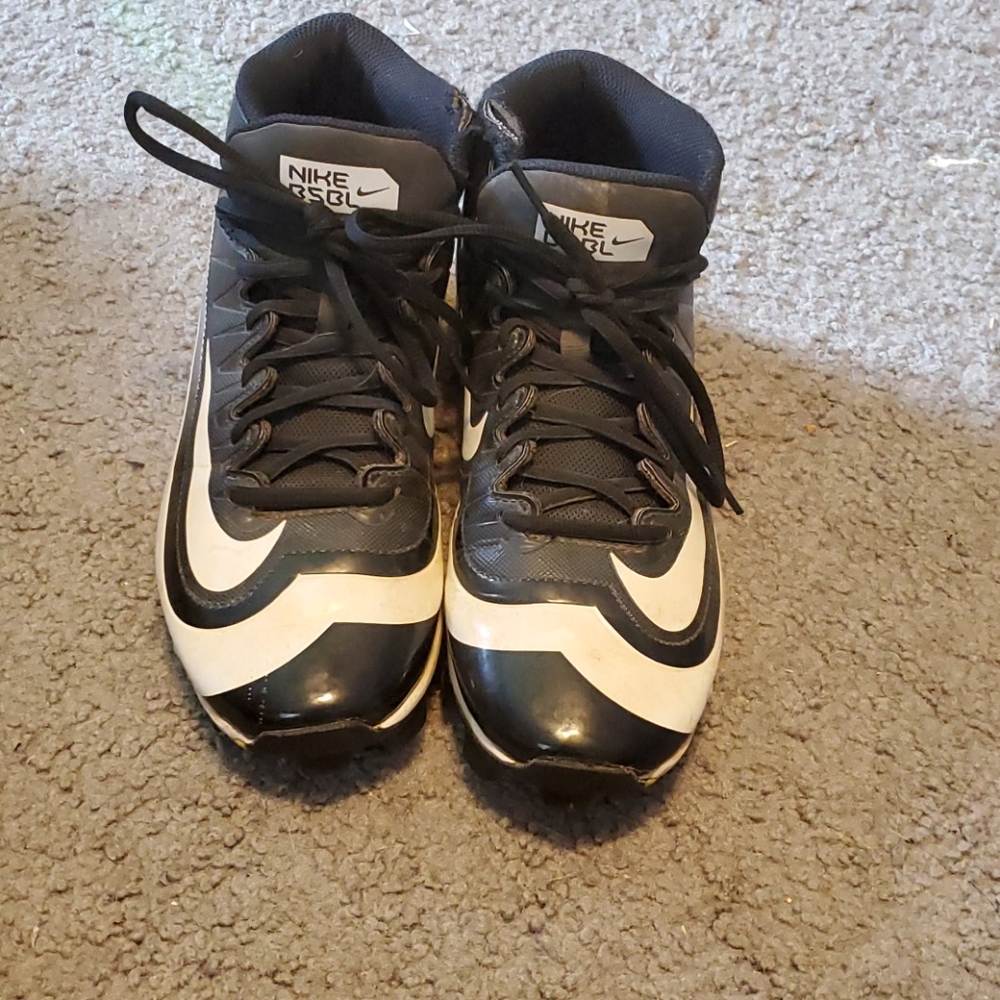 Softball rubber cleats